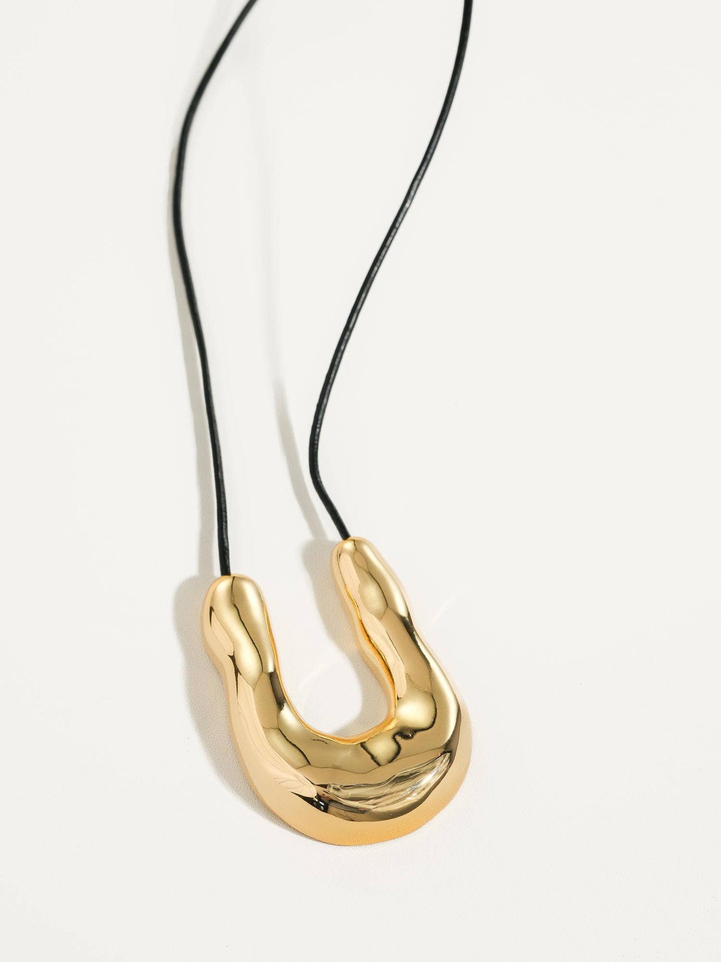 Sable Pendant Cord Necklace