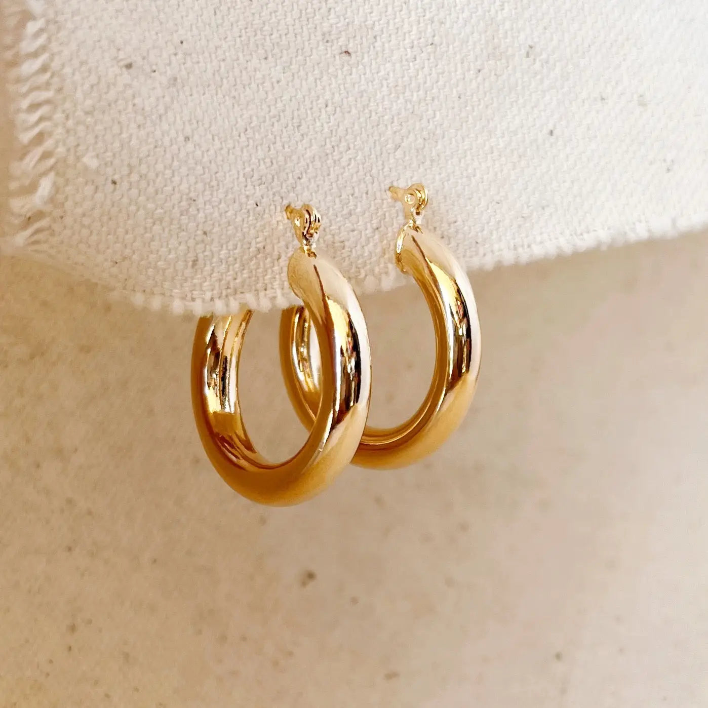 The Luna Hoops